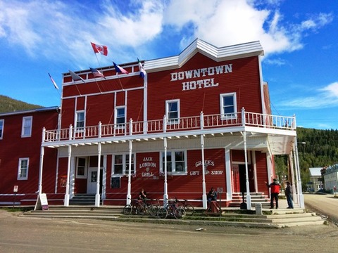 Downtown_Hotel_01
