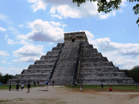 Chichen_Itza_Pyramid