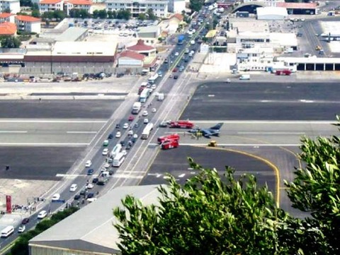 GIBRALTAR_INTERNATIONAL_AIRPORT_04