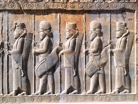 Persepolis_Apadana_Relief_01