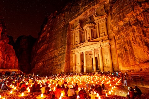 PETRA_BY_NIGHT