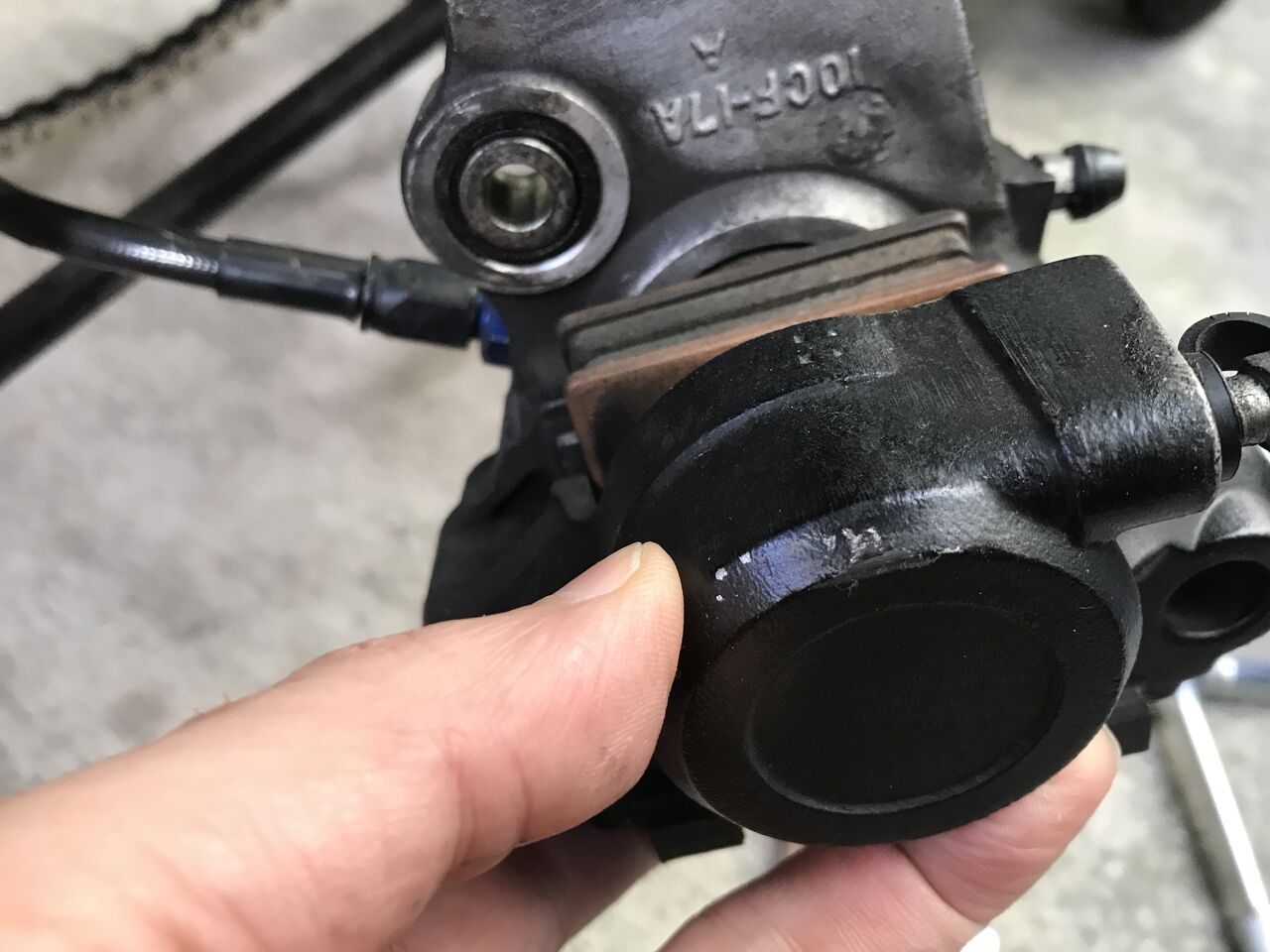 VJ21型ウルフ250(RGV250も)の17インチ化の問題 : ここんところ++