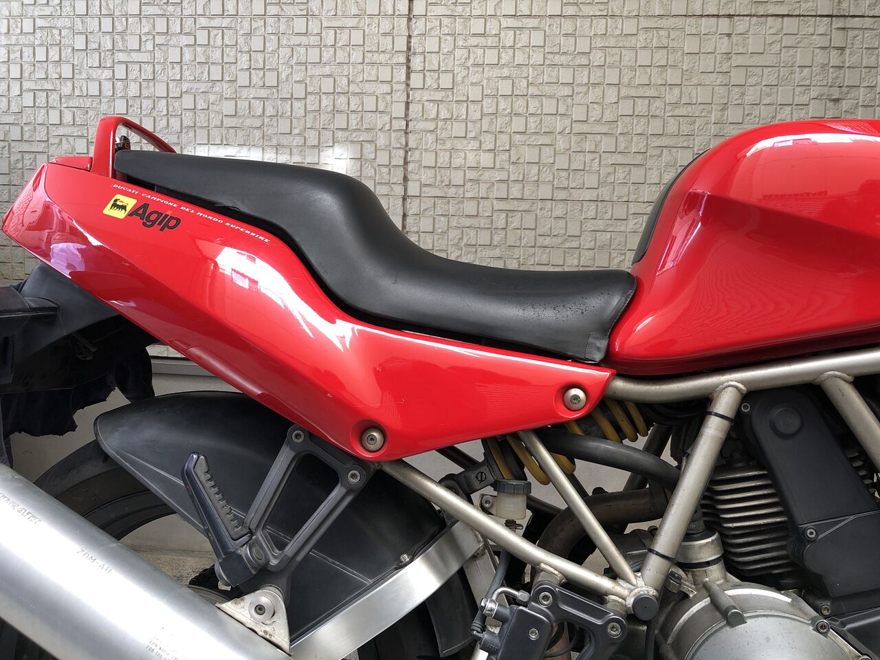 ドゥカティ ss900純正シート ドゥカティ ss900純正シート - パーツ新品
