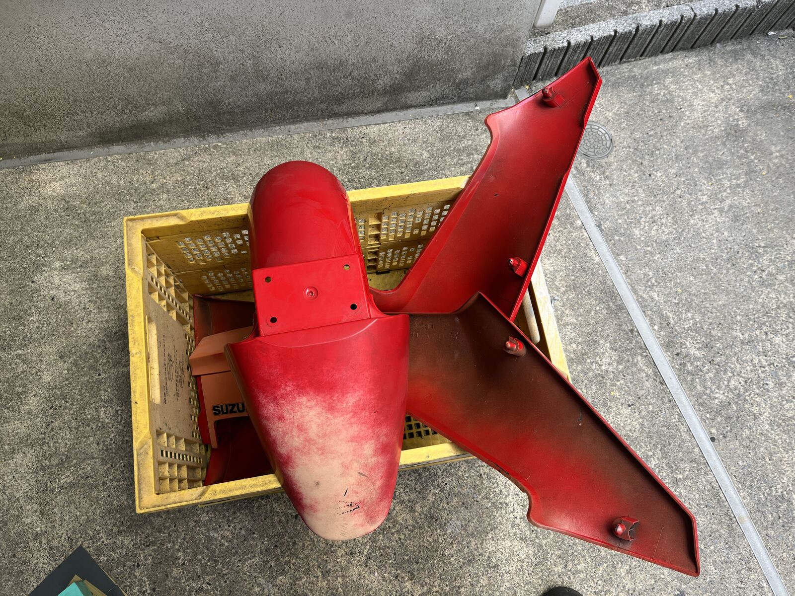 ウルフ250：カウル塗装準備 : ここんところ++
