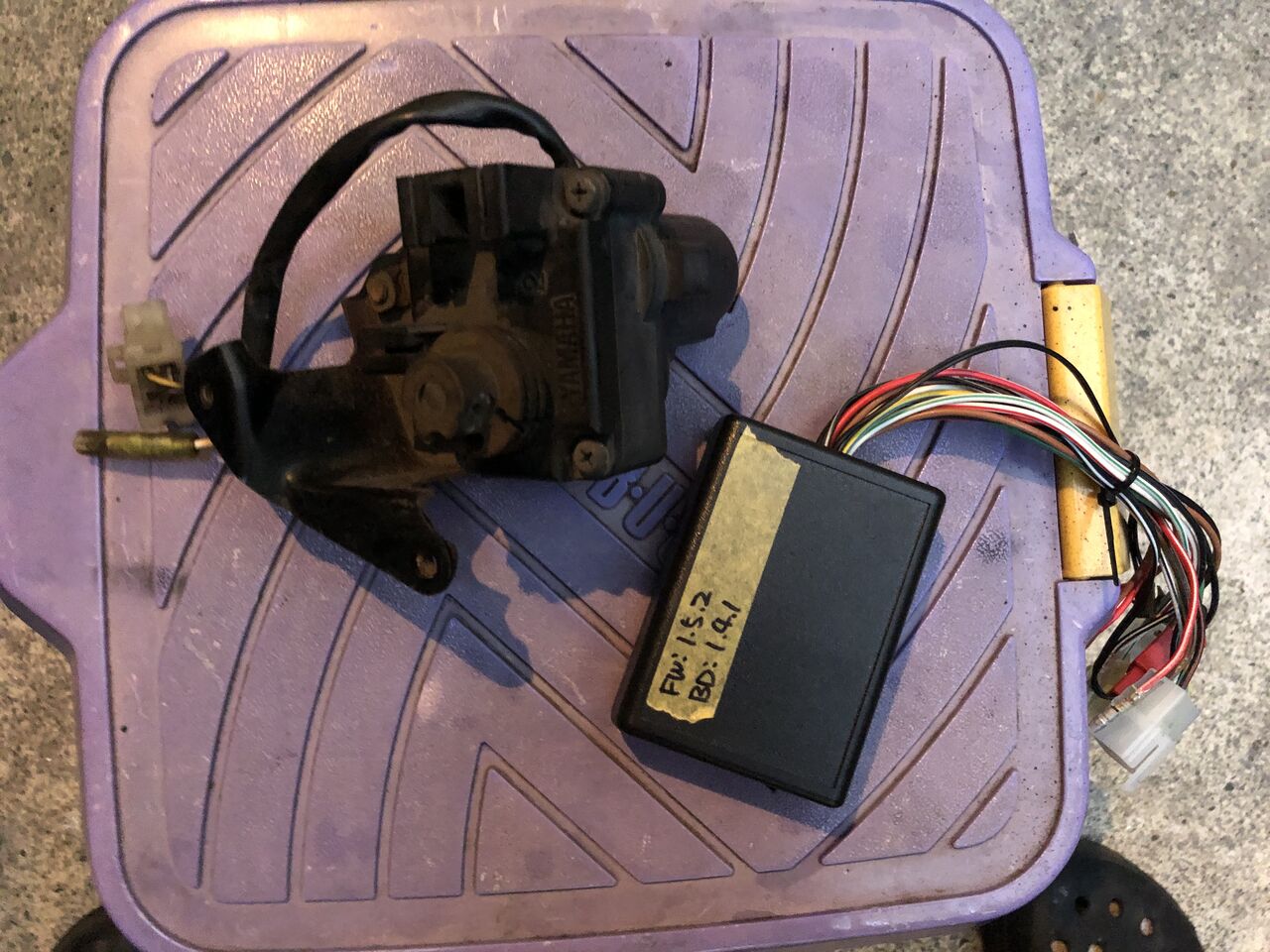 ヤマハ ＲＺ２５０Ｒ　１ＡＲ　CDI レギュレーターYPVSコントローラー ヤマハ RZ250R 1AR CDI レギュレーターYPVS