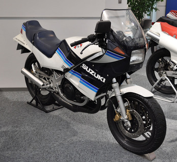 Suzuki_RG250_Gamma