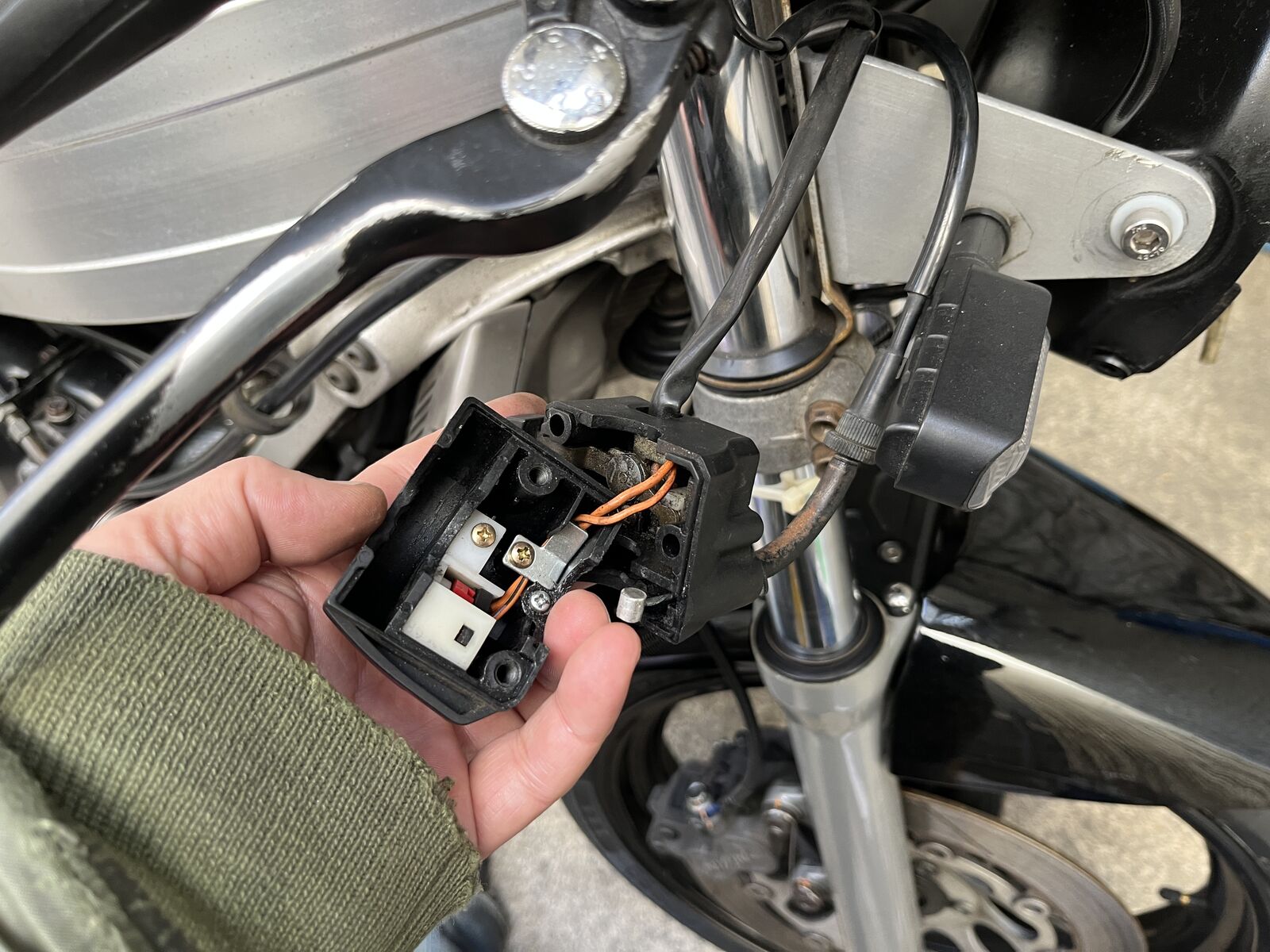 ウルフ250:難しい電装不具合、解決 : ここんところ++