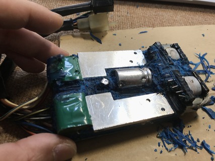 RGV250Γ/ウルフのCDI(3) CDIとコントローラ部品の遷移 : ここんところ++