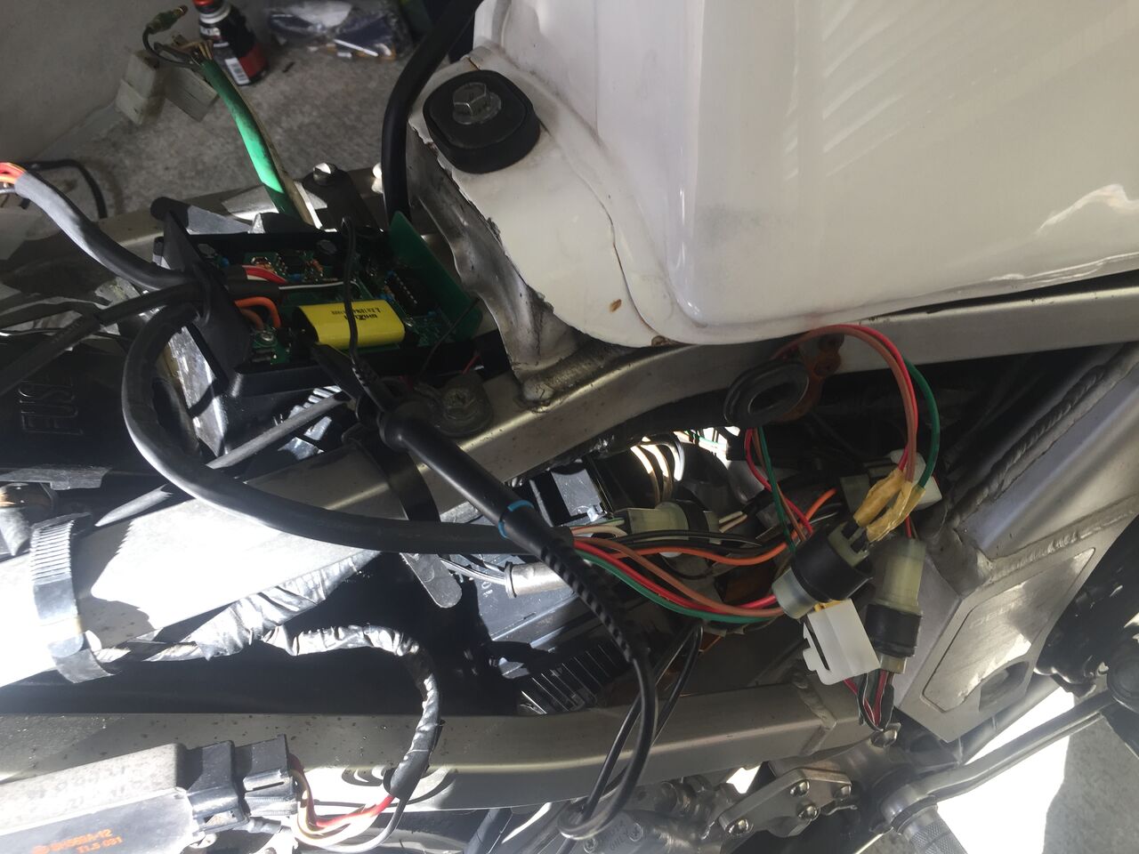 TZR250(1KT)のCDI調査 : ここんところ++