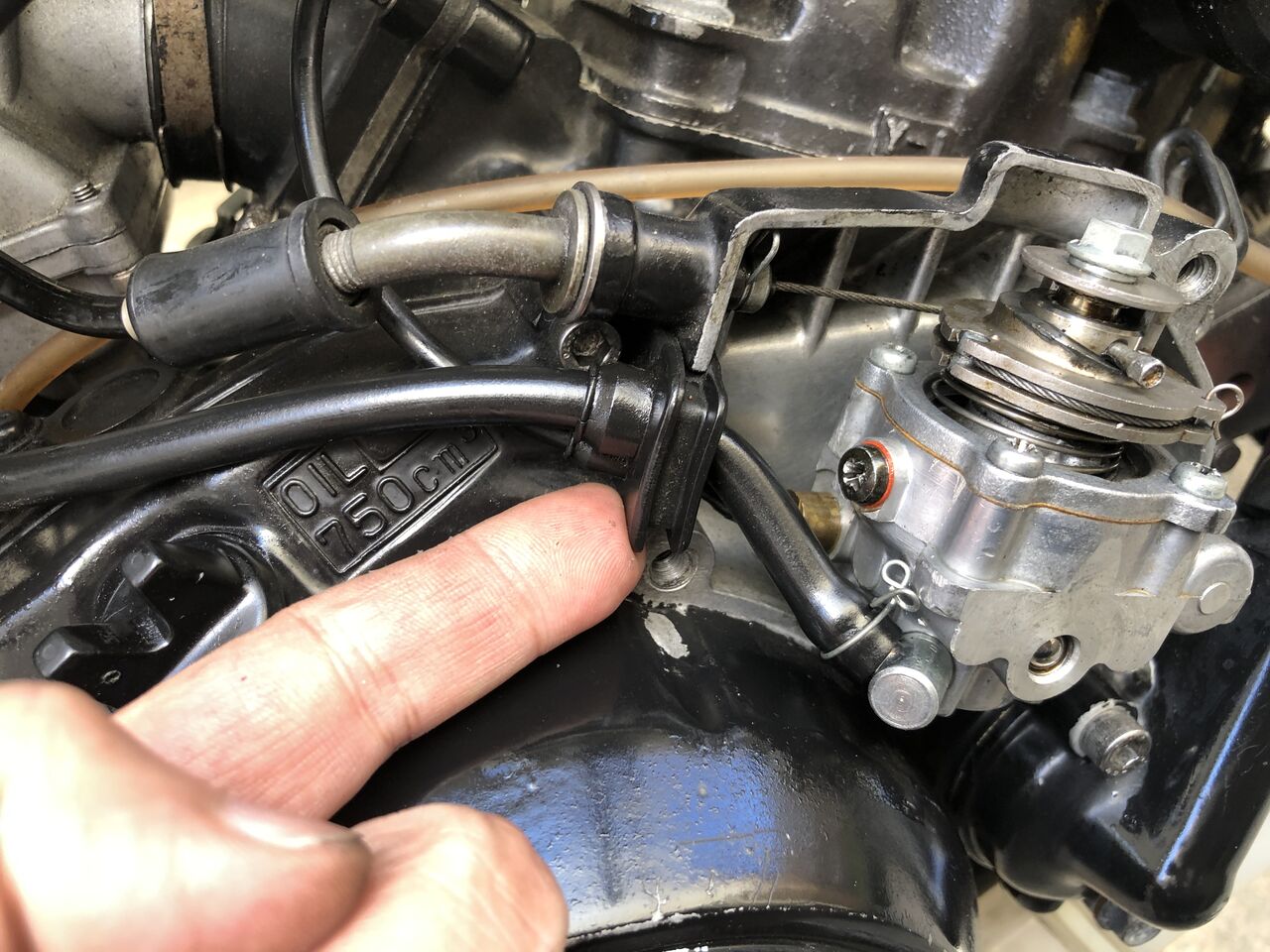 ターボチャージホース 11618571025 3 5 6 7 8 X5 X6 X7 G20 チューボチャージャー エアインテークホー  11618571025 チューボチャージャー エアインテークホース 3 5 6 7 8 シリーズ X5 X7 G20用 ターボチャージホース 車エンジン  チューボチャージャー ブースター エア ... ターボチャージャーキット Compatible With X5 For X6 自動車用ターボチャージャー エンジン ターボチャージャ