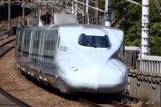 B32I2751