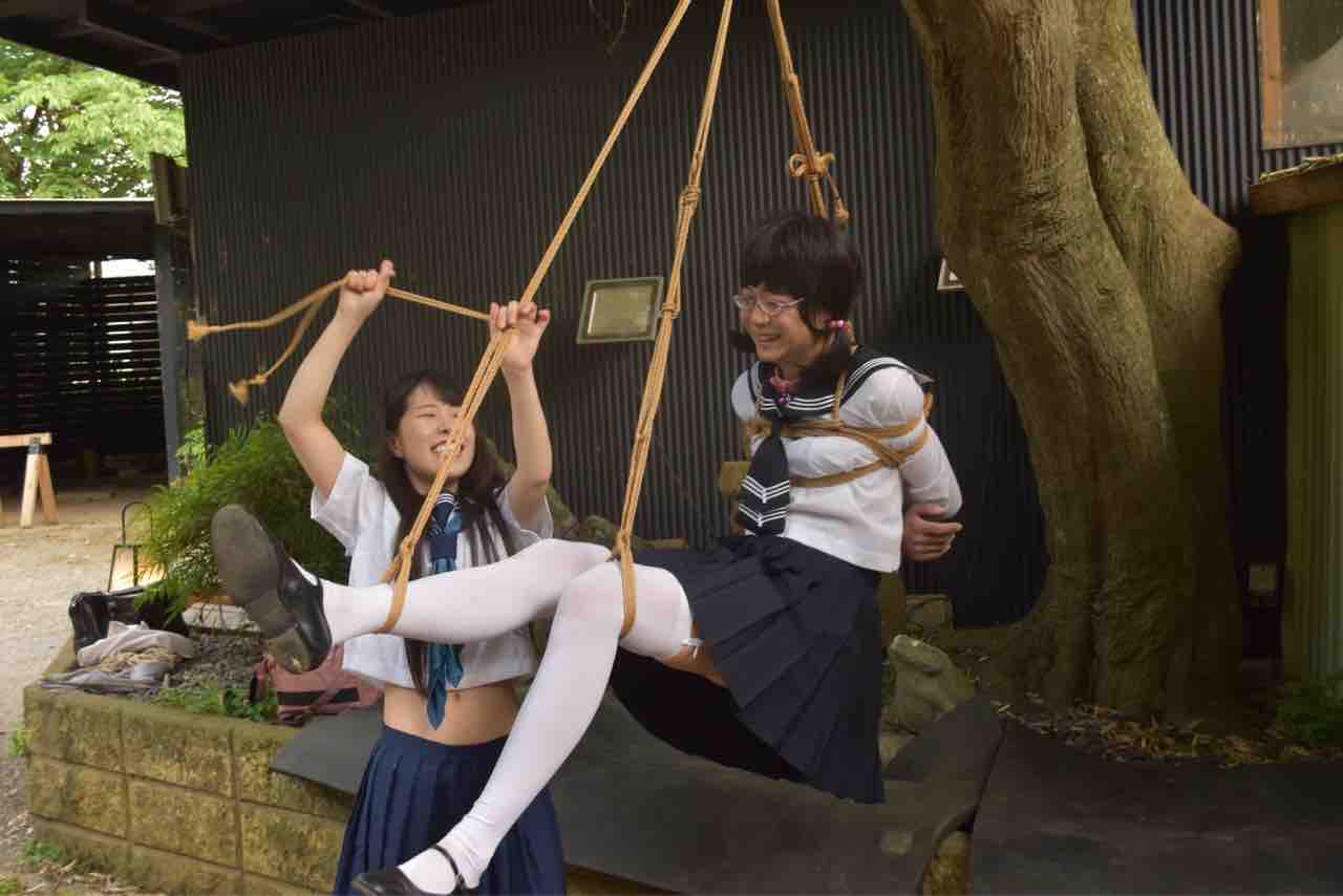 緊縛木 大自然の中で🌳 : りな日記