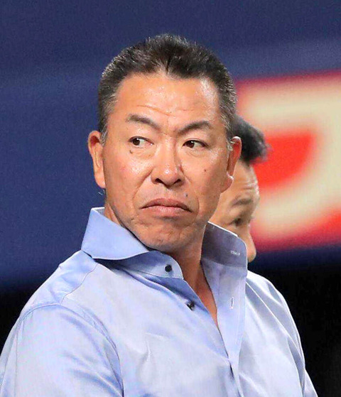 【疑問】井上一樹（コーチ・ヘッド・2軍監督）←この完璧な経歴で監督やってダメな理由ある？のサムネイル