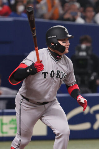 【悲報】丸佳浩さん、名球会目前で『村田修一ルート』突入。巨人の外様への冷遇がエグすぎる件のサムネイル