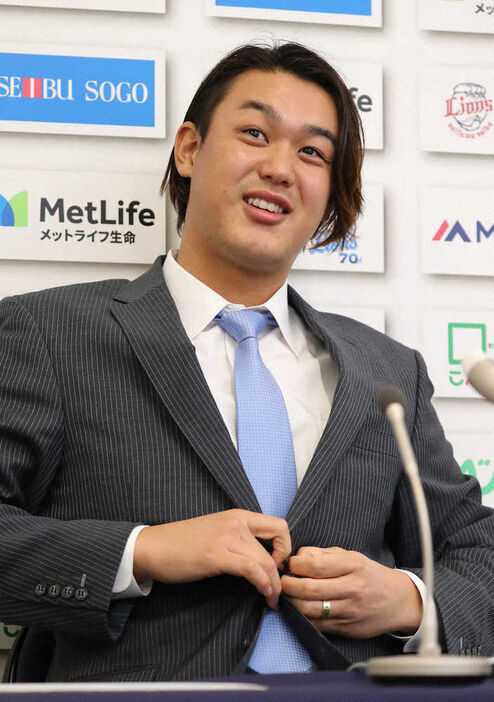 悲報 西武 高橋光成さん 弱いプロレスラーみたいな風貌になってしまう Red 速報 悲報 西武 高橋光成さん 弱いプロレスラーみたいな風貌になってしまう Red 速報