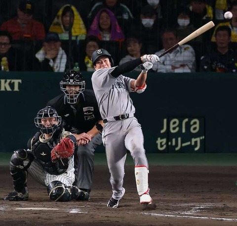 【絶望】松本剛さん、阪神戦だけ「打率.450」とかいうバグが発生ｗｗｗ【もはや猛虎の天敵】のサムネイル