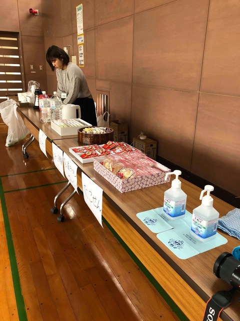 ⑩