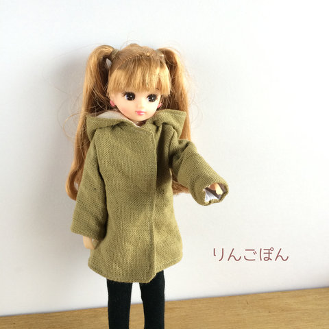 ポートフォリオ(^^)幼児向け人形☆フードつきニットコート☆002 ポートフォリオ(^^)幼児向け人形☆フードつきニットコート☆002 【公式