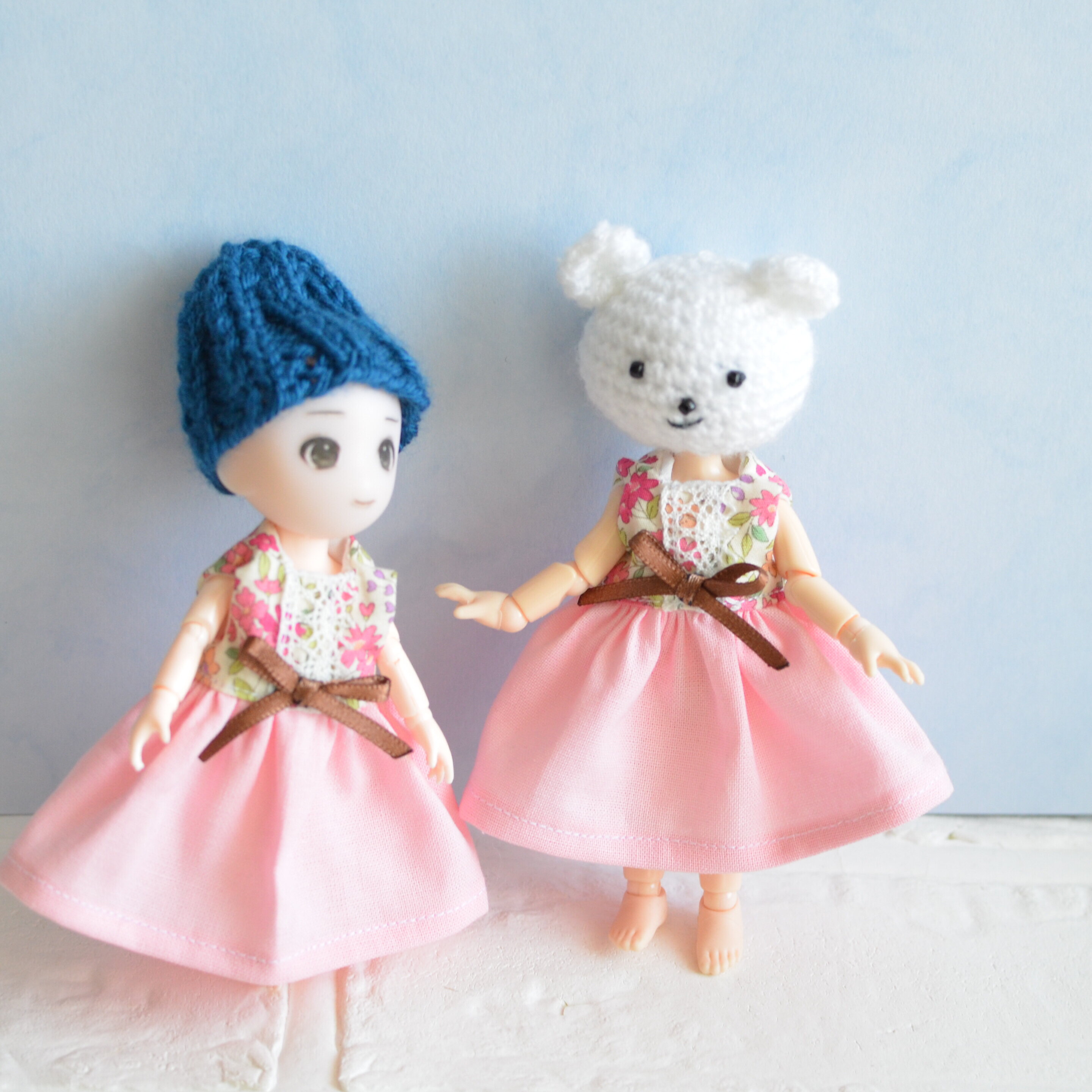 ハンドメイド着せ替え人形　ピンクニットワンピース ハンドメイド着せ替え人形 ピンクニットワンピース - メルカリ