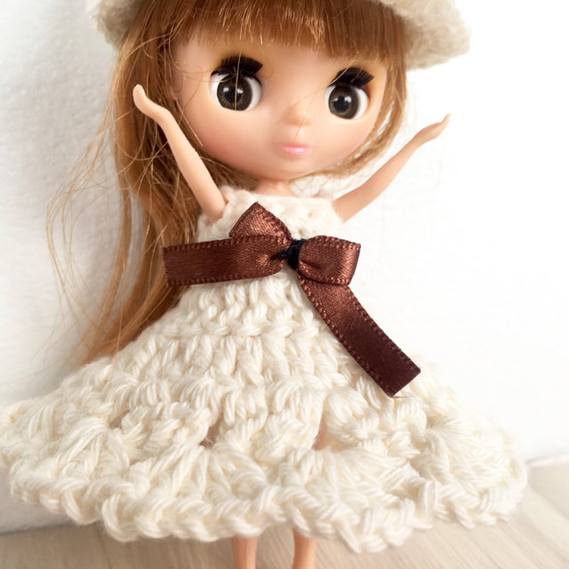 #20 確認用プチブライス、リカちゃん用ニット帽(ベージュ) 20 確認用プチブライス、リカちゃん用ニット帽(ベージュ)