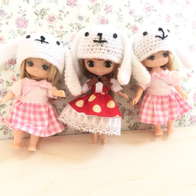 のんきなたれ耳うさぎ帽子を3点編みました！ : リカちゃん服