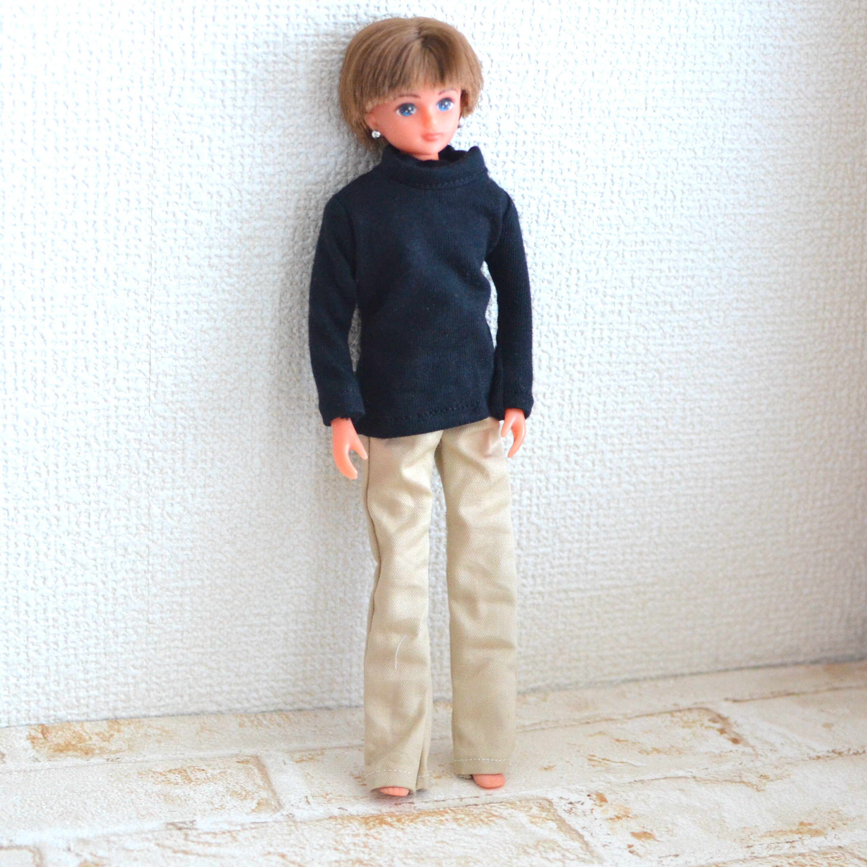 リカちゃんボーイフレンドサイズのベージュのパンツ 怒涛の個人懇談 リカちゃん服ハンドメイド りんごぽんのおうち 札幌市 リカちゃんボーイフレンドサイズのベージュのパンツ 怒涛の個人懇談 リカちゃん服ハンドメイド りんごぽんのおうち 札幌市