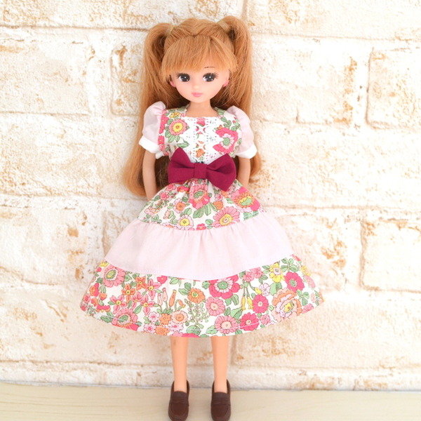 3段ティアードのワンピース/「今日から始めるドール服lesson」 : リカ