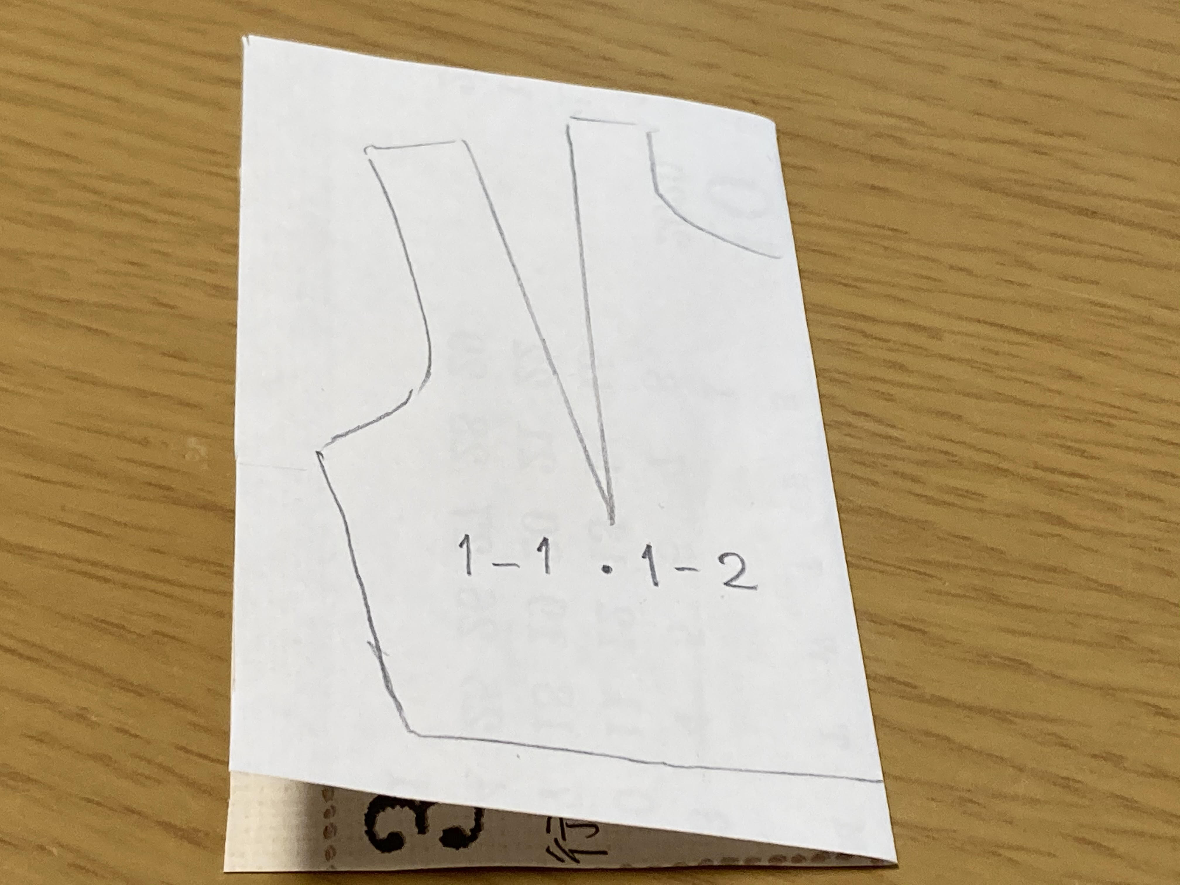 実験 身頃のダーツの位置を移動させてみよう その１ リカちゃん服ハンドメイド りんごぽんのおうち 札幌市