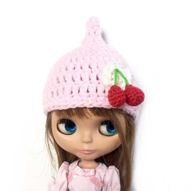 どんぐりみたいなとんがり帽子💕さくらんぼつき！ : リカちゃん服