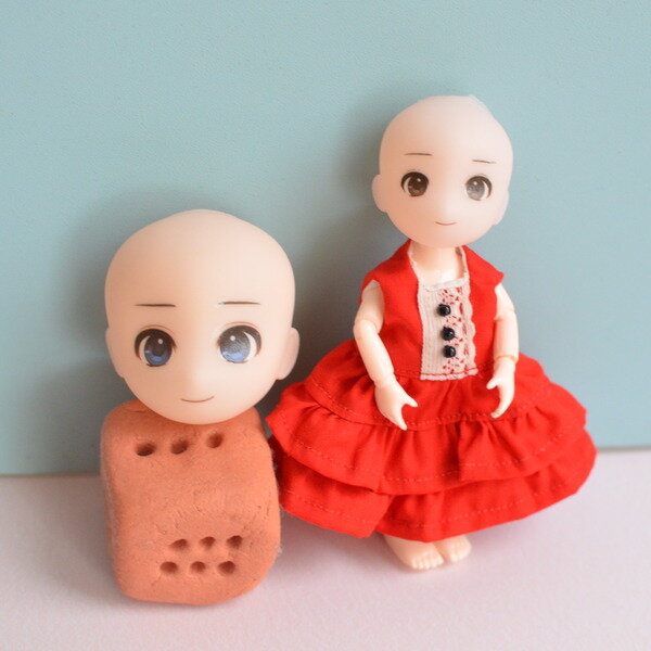 ピンクのワンピース/セリアドールさんの10cmボディを購入しましたう