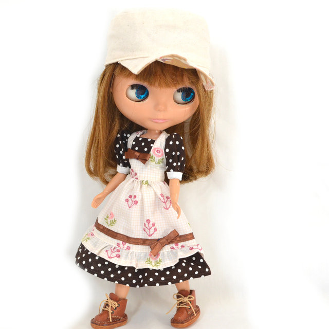 27cmドールサイズのワンピース、ブライスちゃんにも似合います/本日数