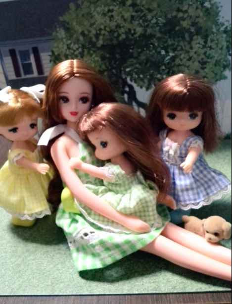 リカちゃんママさんが美人すぎる 素敵な着用写真です リカちゃん服ハンドメイド りんごぽんのおうち 札幌市 リカちゃんママさんが美人すぎる 素敵な着用写真です リカちゃん服ハンドメイド りんごぽんのおうち 札幌市
