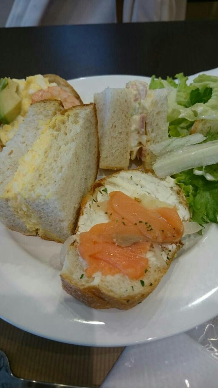 東神奈川の神戸屋の上のパン食べ放題 てきとうなぶろぐ 東神奈川の神戸屋の上のパン食べ放題 てきとうなぶろぐ