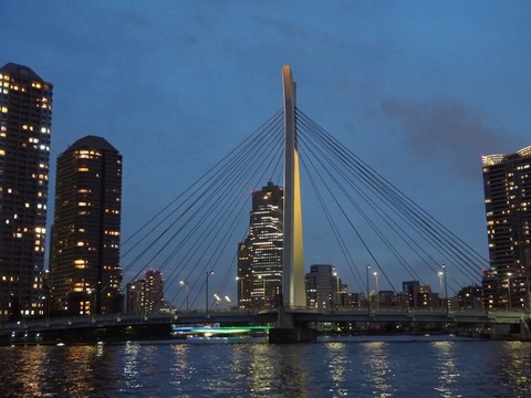 202608281837中央大橋