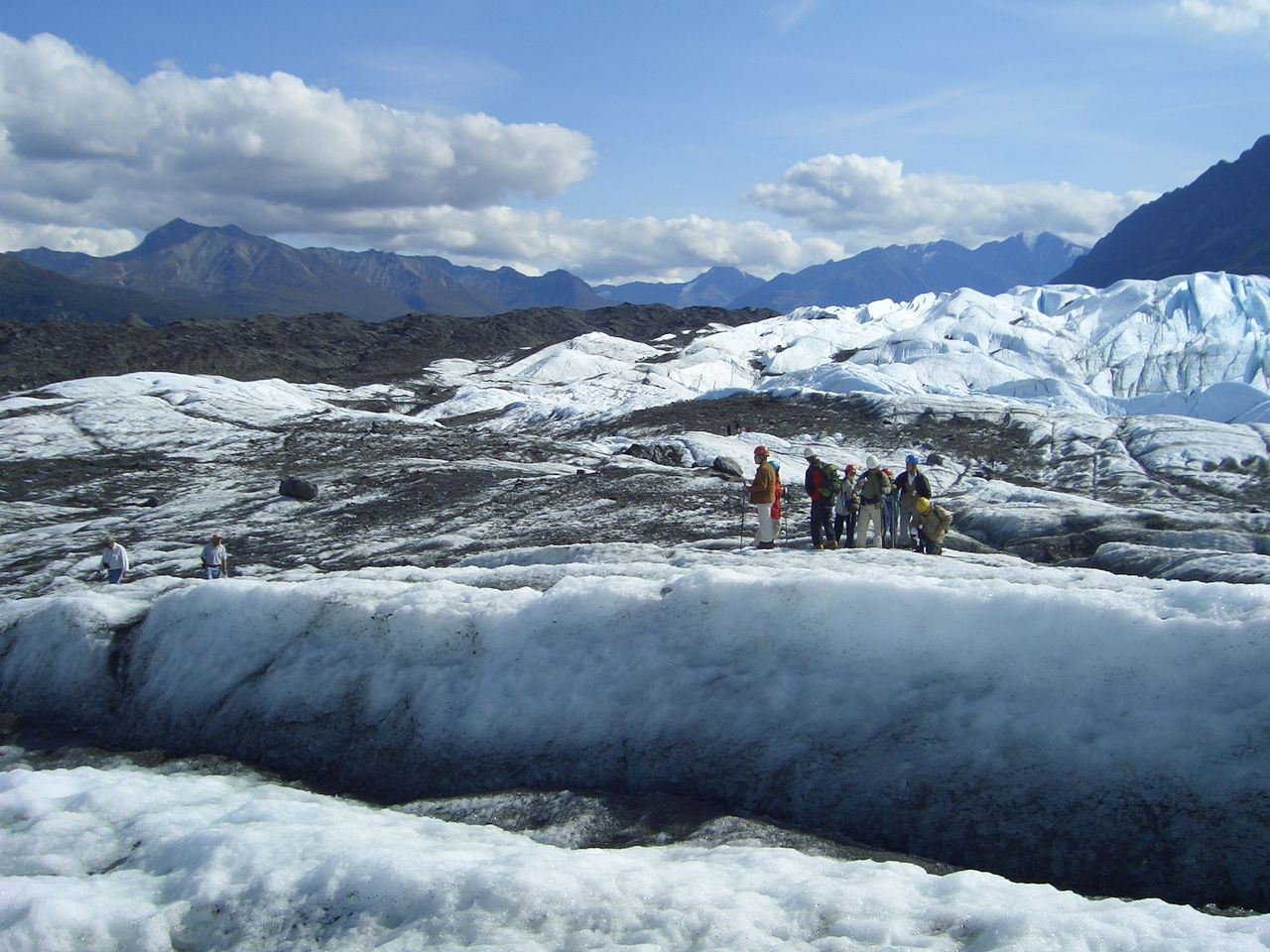 氷河ハイキング Glacier Hike 愛犬散歩 氷河ハイキング Glacier Hike 愛犬散歩