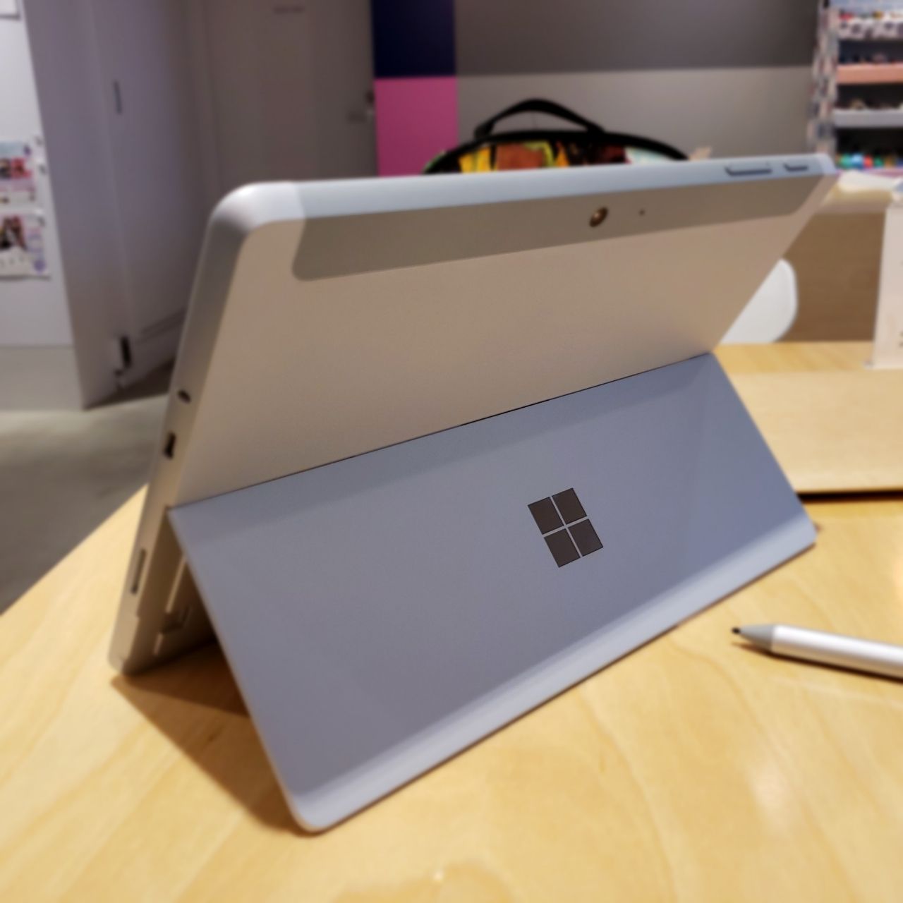 Surface Go 64gb を持ち出してお絵描きしてみた 胃袋