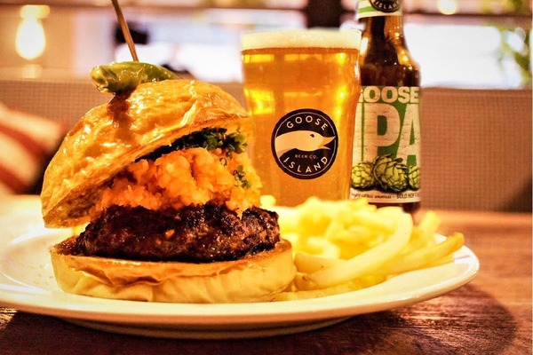 Burgers_Osaka_Food