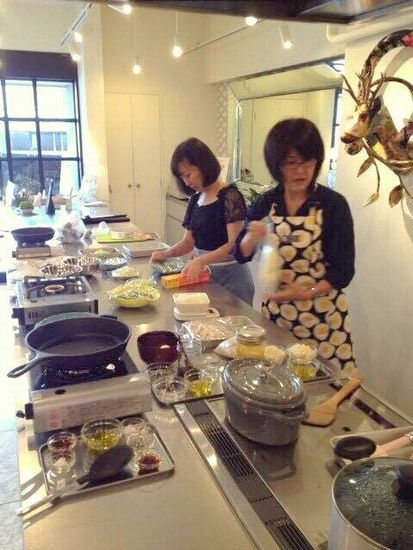 14518578_1070342489748721_803317126_na