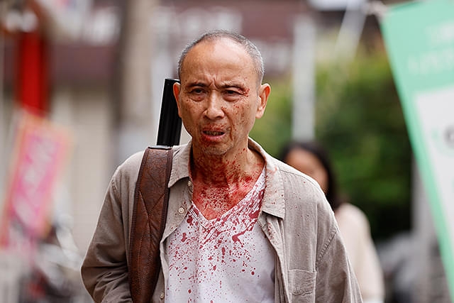 枯れ木に銃弾２