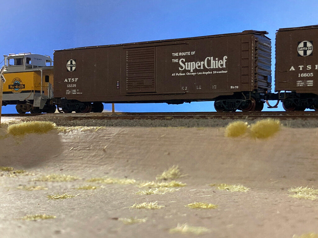 Works - Atchison, Topeka & Santa Fe Boxcar 12226 : Boxcar Red Collection