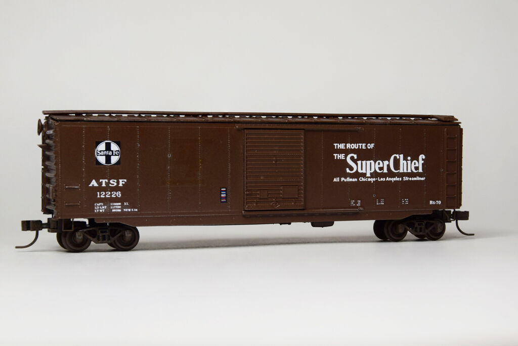 Works - Atchison, Topeka & Santa Fe Boxcar 12226 : Boxcar Red Collection