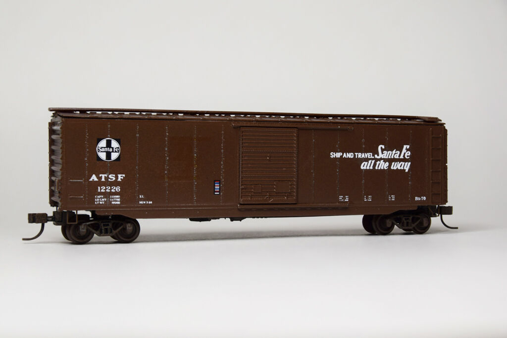 Works - Atchison, Topeka & Santa Fe Boxcar 12226 : Boxcar Red Collection