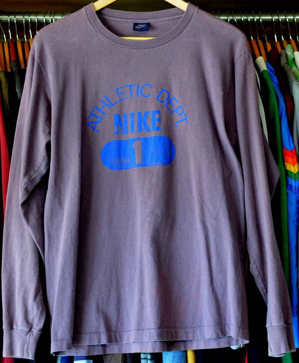 t94/NIKE 80