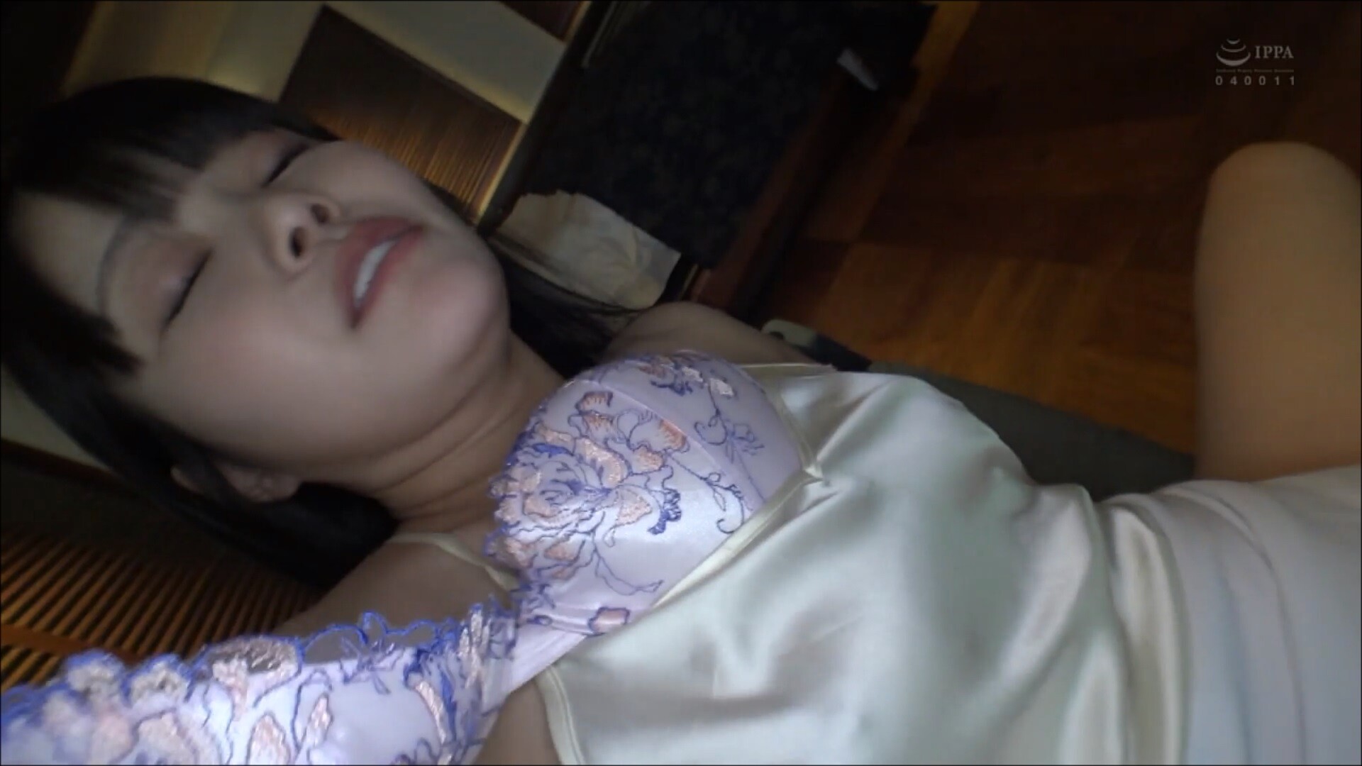 av オーロラ・プロジェクト 人妻 癒し＆ご奉仕系若妻の本気イキハメ撮りセックス 如月ゆの : 下着フェチがブラジャー剥ぎ取りAVに萌えるブログ