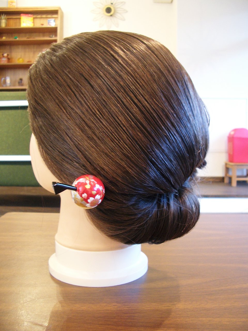 成人式ヘア テーマ 艶 カフェ風ヘアーサロン Ripsの気ままな日常
