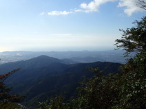 PB040019