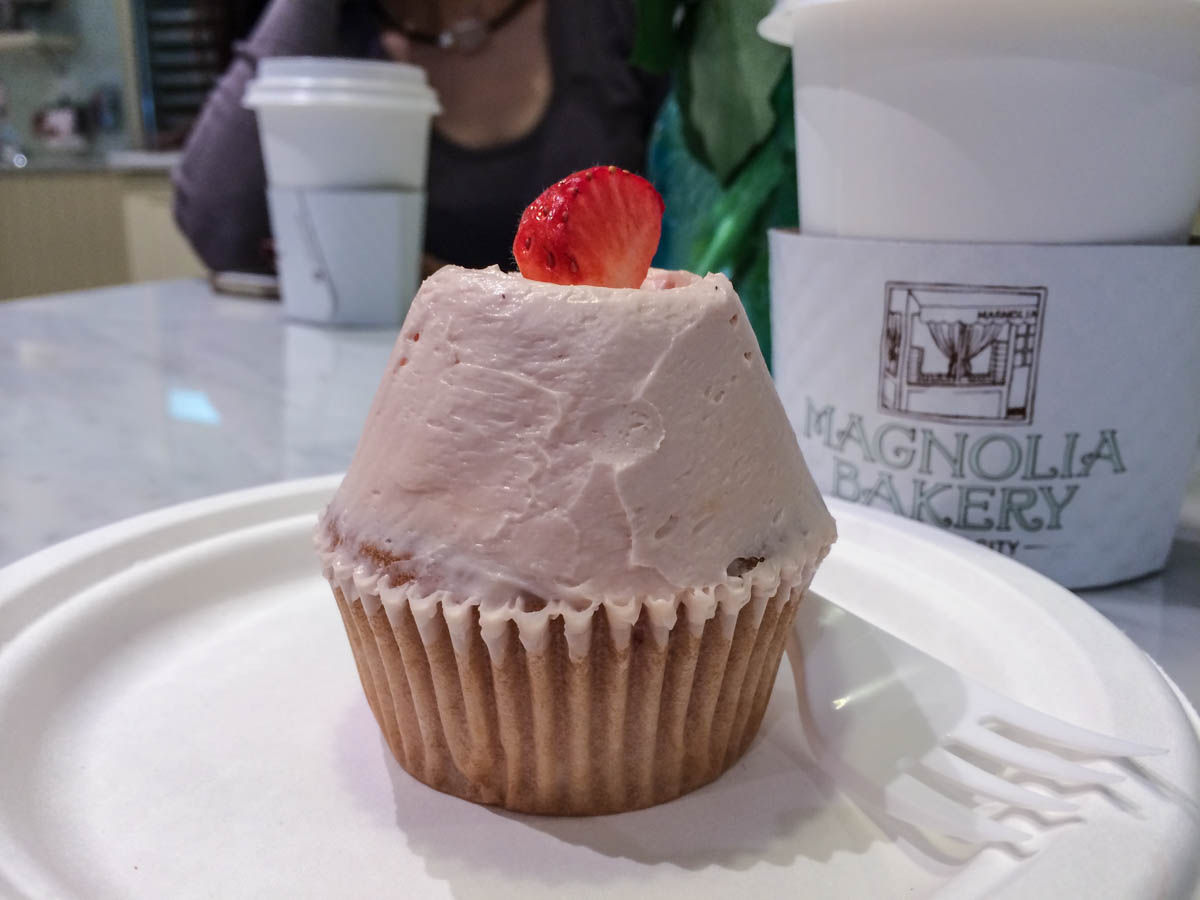 Satcのキャリーも御用達 Magnolia Bakery りすりす通信モスクワ支局 Satcのキャリーも御用達 Magnolia Bakery りすりす通信モスクワ支局