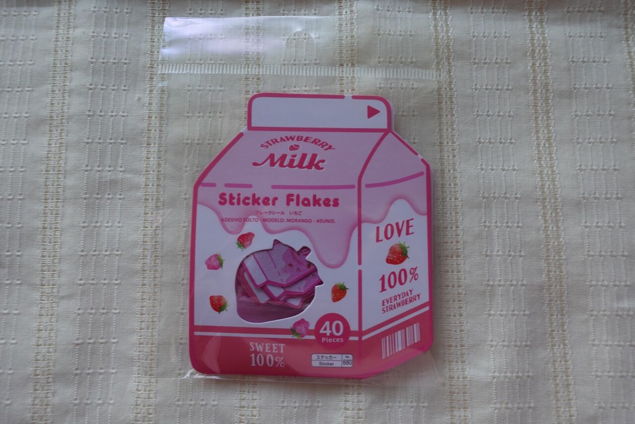 マステだけじゃない ダイソーのフレークシール イチゴミルク が可愛すぎる Rithu Blog
