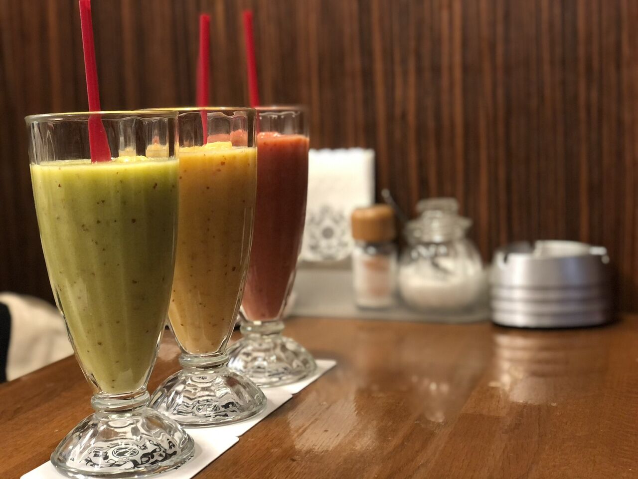 ミックスジュース発祥の地 大阪のレトロ喫茶 千成屋珈琲 でまったり時間 Rithu Blog ミックスジュース発祥の地 大阪のレトロ喫茶 千成屋珈琲 でまったり時間 Rithu Blog