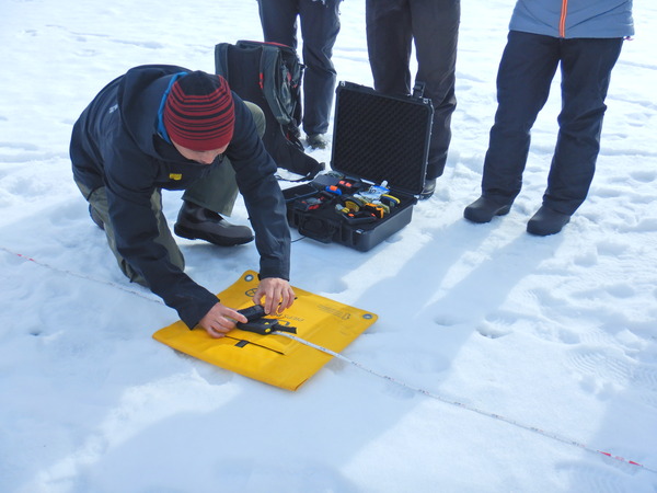 ¥Ó¡¼¥³¥ó¤ÎÅÅÇÈ´³¾Ä¤Î¸¡¾ÚÃæ